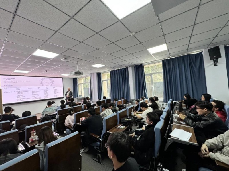 艾賓信息技術(shù)開發(fā)(大連)與內(nèi)蒙古大學(xué)簽約合作 共育數(shù)字化轉(zhuǎn)型新動(dòng)能