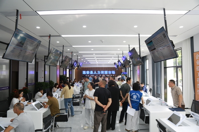 縣人社局 數智賦能，打造家門口就業新生態